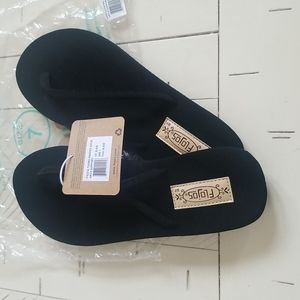 Black Flojo Thong Sandals
